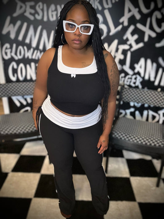 Black/white flare set
