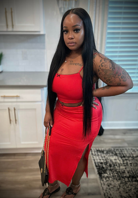 Red skirt set
