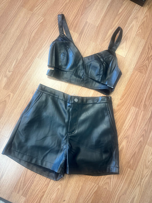 Leather short set